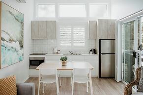 Surfside Cudmirrah Beach