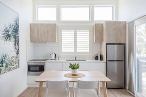 Surfside Cudmirrah Beach