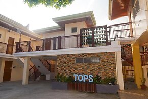Tops Lodging House