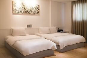 Hotel Insomnia