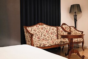 Hotel Insomnia
