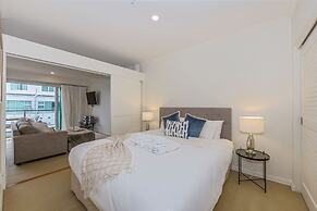 Princes Wharf - Charming 1BR Apartment