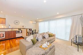 Princes Wharf - Charming 1BR Apartment