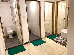 Grand Elevation Hotel