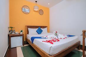 Grand Elevation Hotel