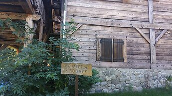 Chambres d'Hôtes Chalet De La Source