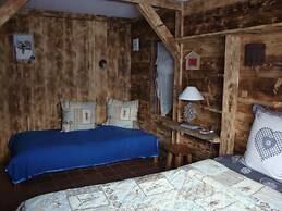 Chambres d'Hôtes Chalet De La Source