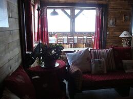 Chambres d'Hôtes Chalet De La Source