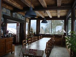 Chambres d'Hôtes Chalet De La Source