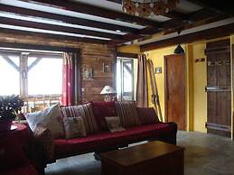 Chambres d'Hôtes Chalet De La Source