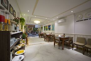 Galliot Central Hotel