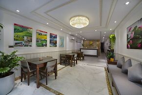 Galliot Central Hotel