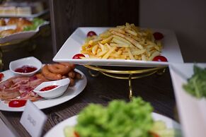 Galliot Central Hotel