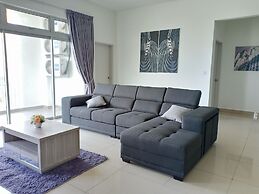 Centra Residences at Nasa City