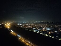 Centra Residences at Nasa City