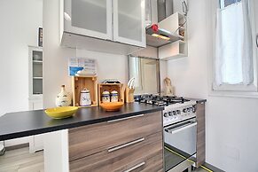 Logicasa Zazzi House