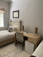 Hotel Pension Casa Africana