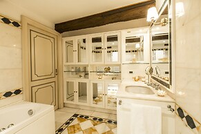 Attic Panoramic View R&R