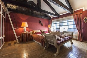 Attic Panoramic View R&R