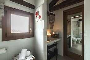 Design District Apartment R&R