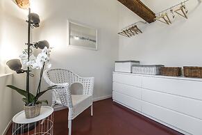 Design District Apartment R&R