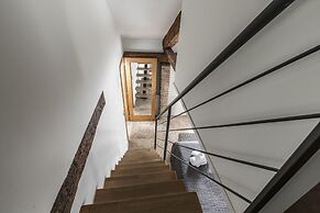 Design District Apartment R&R