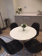 Modern Apartment By Creatick