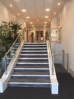 Modern Apartment By Creatick