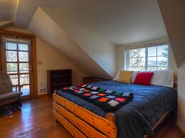 Edelweiss Mountain Haus -- Ev #3386 3 Bedroom Cottage by RedAwning