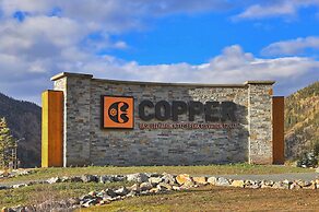 Pet Friendly Ski-In Ski-Out Right By The Lift and Golf Course - FP310 