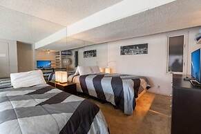 Roomy Condo with Free WiFi & Uncovered Parking by RedAwning