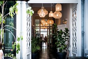 Fitz-Roy Urban Hotel Bar and Garden