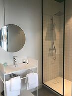 Fitz-Roy Urban Hotel Bar and Garden