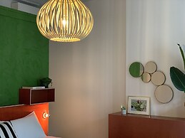 Fitz-Roy Urban Hotel Bar and Garden