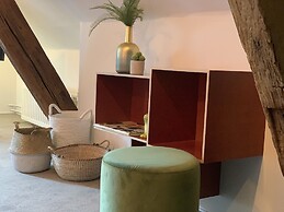 Fitz-Roy Urban Hotel Bar and Garden