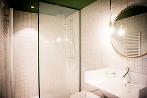 Fitz-Roy Urban Hotel Bar and Garden