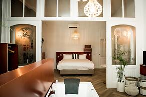 Fitz-Roy Urban Hotel Bar and Garden