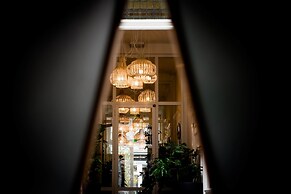 Fitz-Roy Urban Hotel Bar and Garden