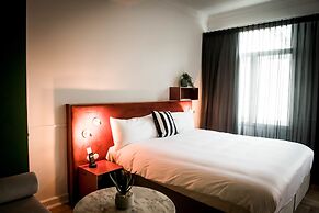 Fitz-Roy Urban Hotel Bar and Garden