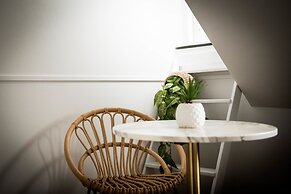 Fitz-Roy Urban Hotel Bar and Garden