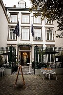 Fitz-Roy Urban Hotel Bar and Garden