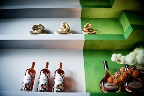 Fitz-Roy Urban Hotel Bar and Garden