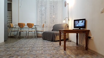 DeLuxe Apartment Arkhitektora Vlasova