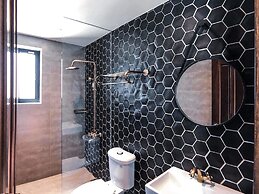 The Gatsby Apartment