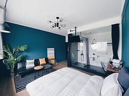 The Gatsby Apartment