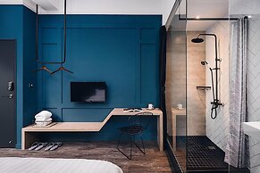 The Gatsby Apartment