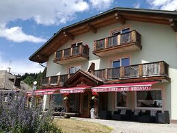 Giongo Residence