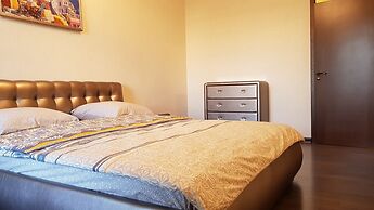 DeLuxe Apartment Akademika Yangelya 2