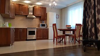 DeLuxe Apartment Akademika Yangelya 2