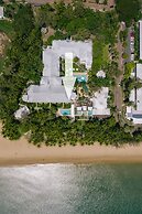 Beachfront Apt In Alamanda Beachfront Resort 25